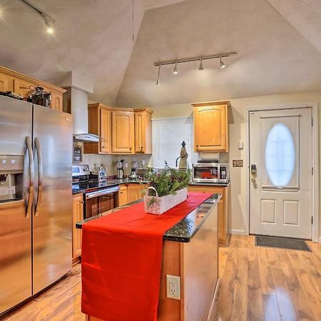Charming Boston Area Home Less Than 1 Mi To Revere Beach! Экстерьер фото