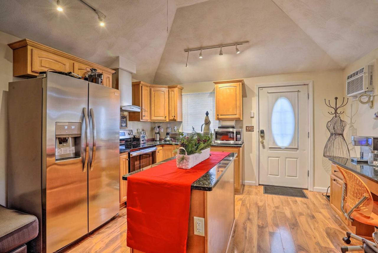 Charming Boston Area Home Less Than 1 Mi To Revere Beach! Экстерьер фото